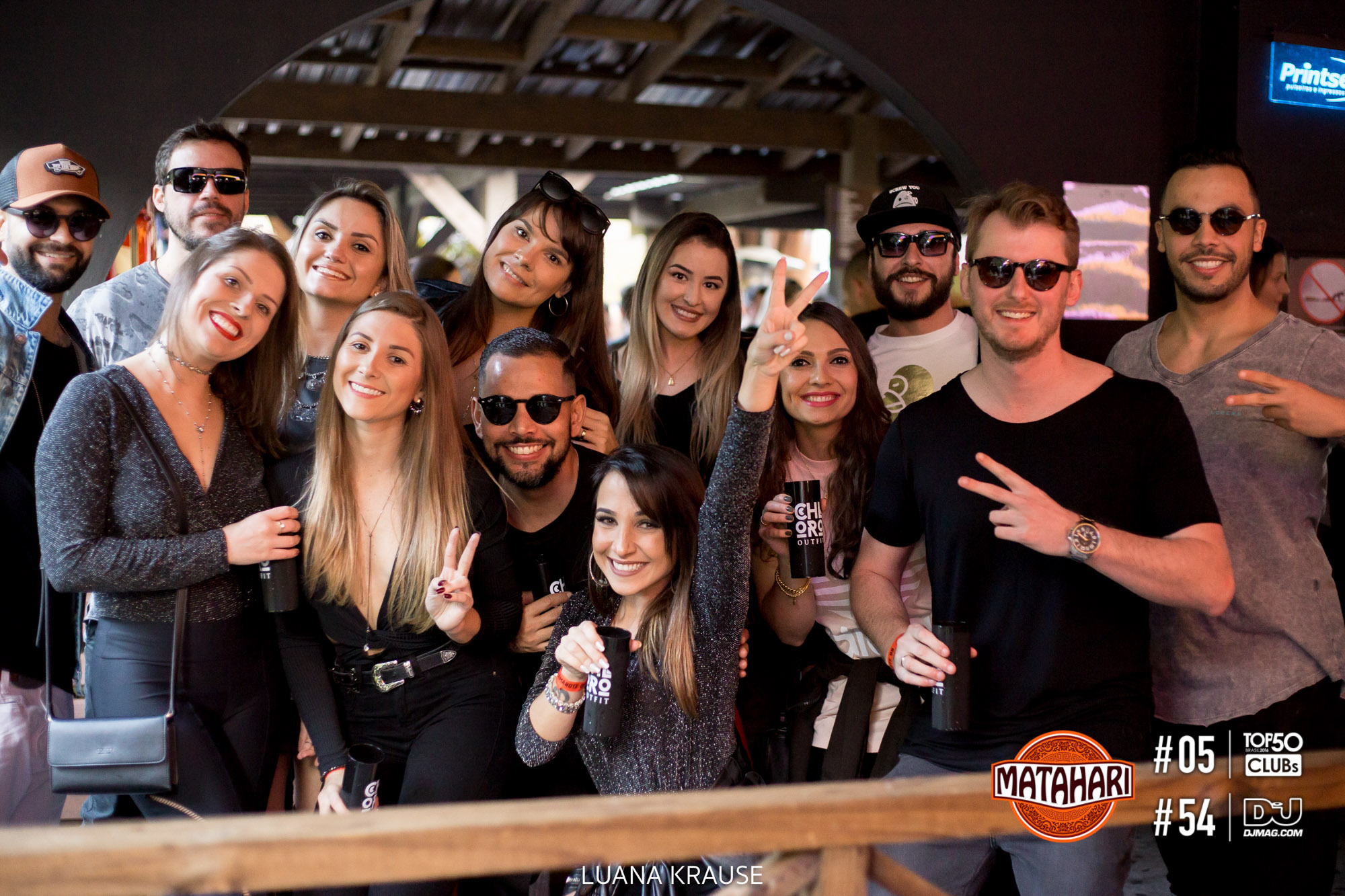 Sunset com Mustache Crew