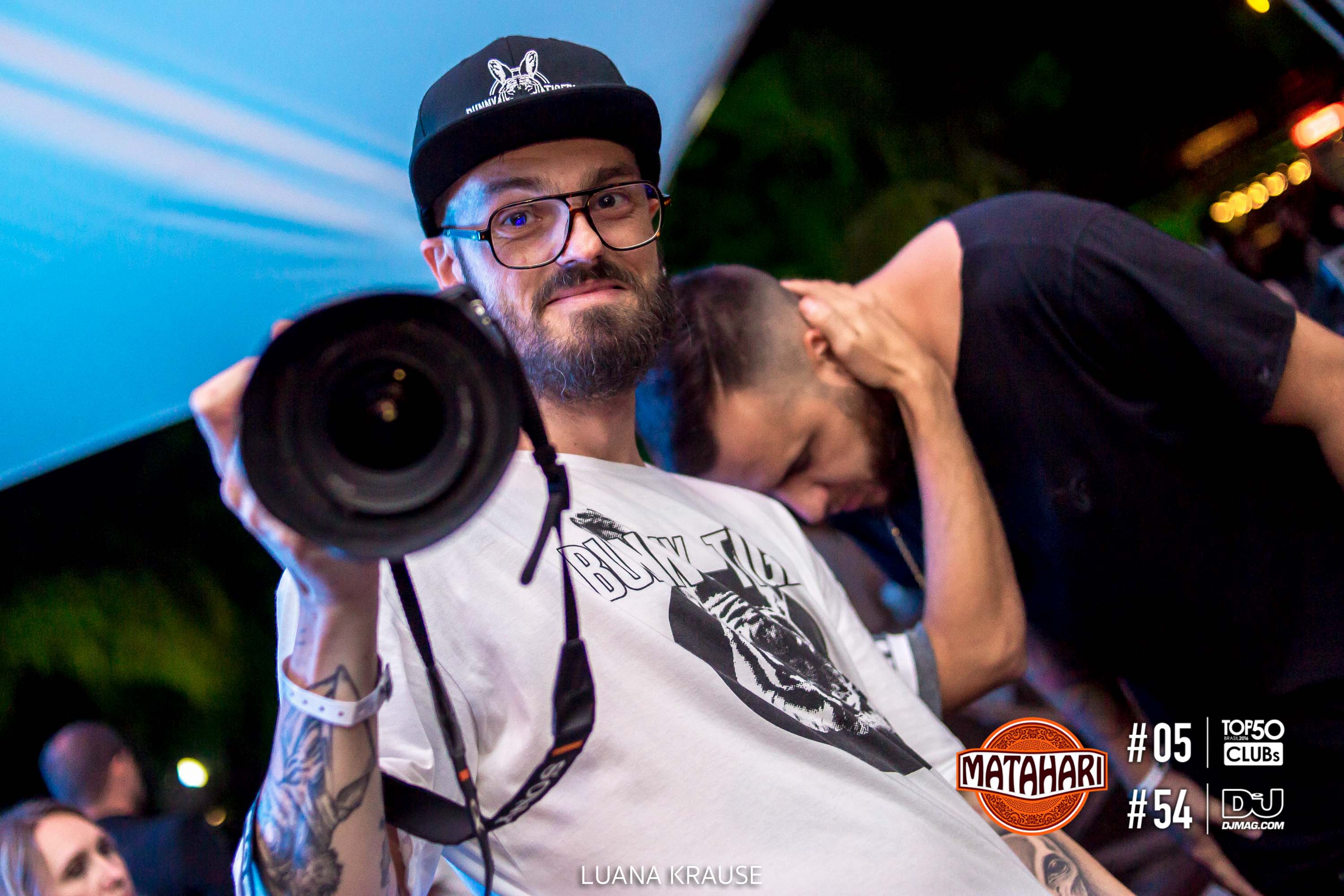 Sunset com Sharam Jey