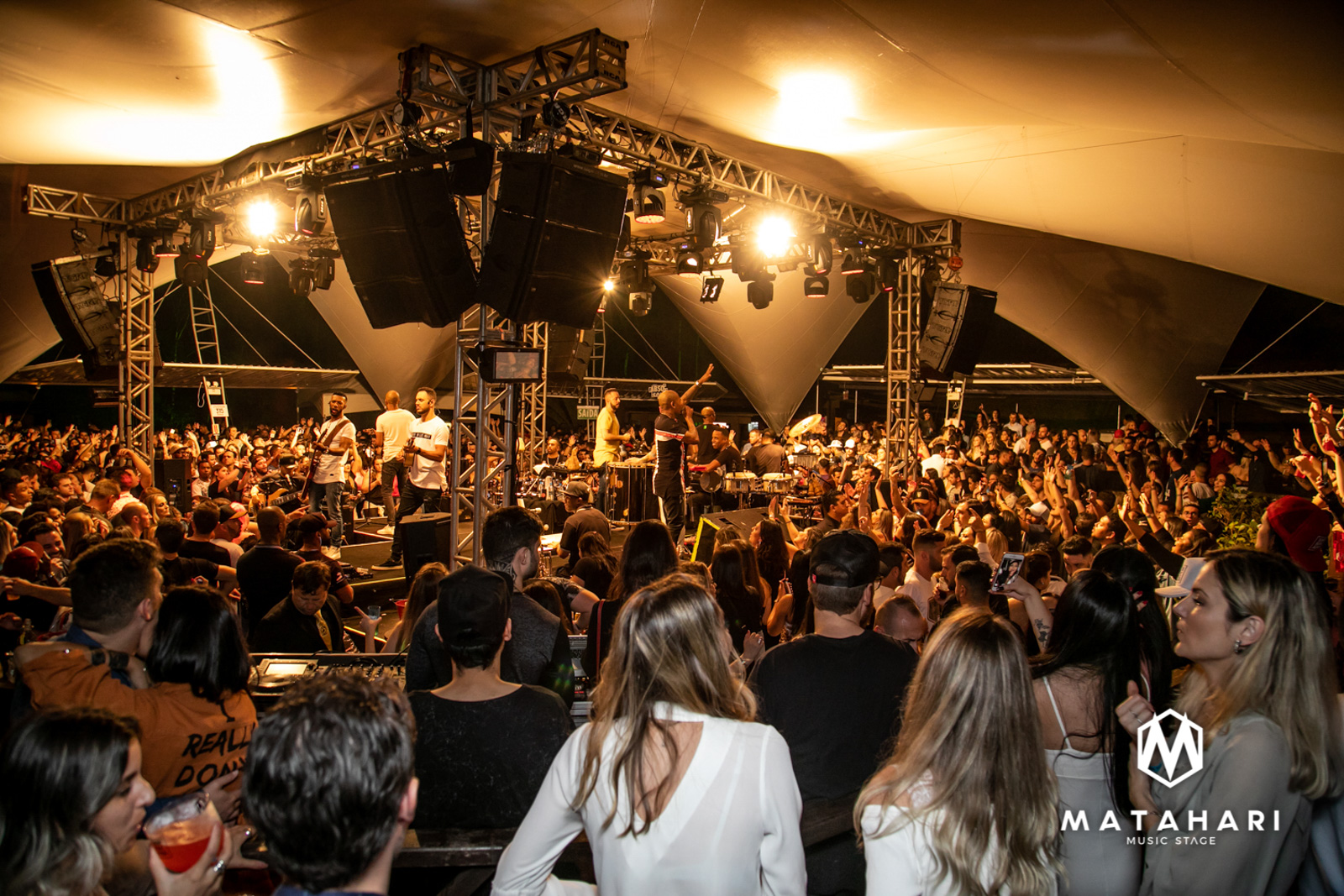 Sambacana com Turma do Pagode
