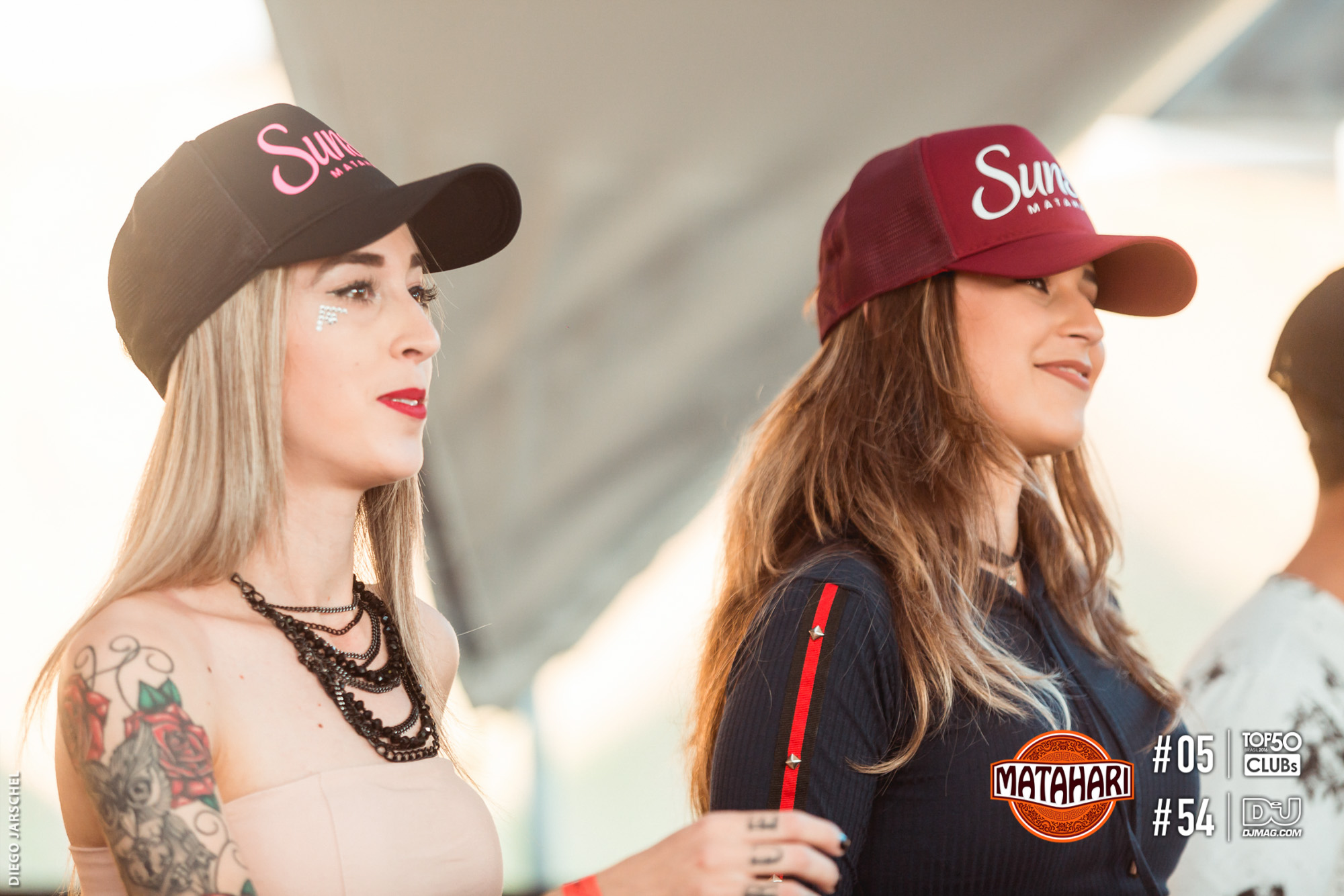 Sunset com Chapeleiro