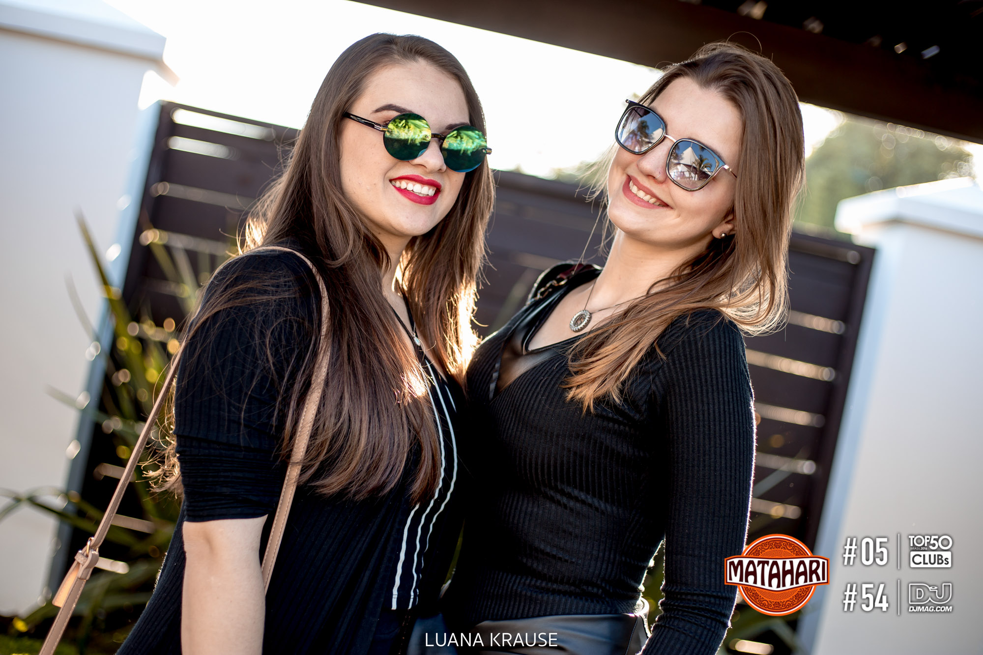 Sunset com Mustache Crew