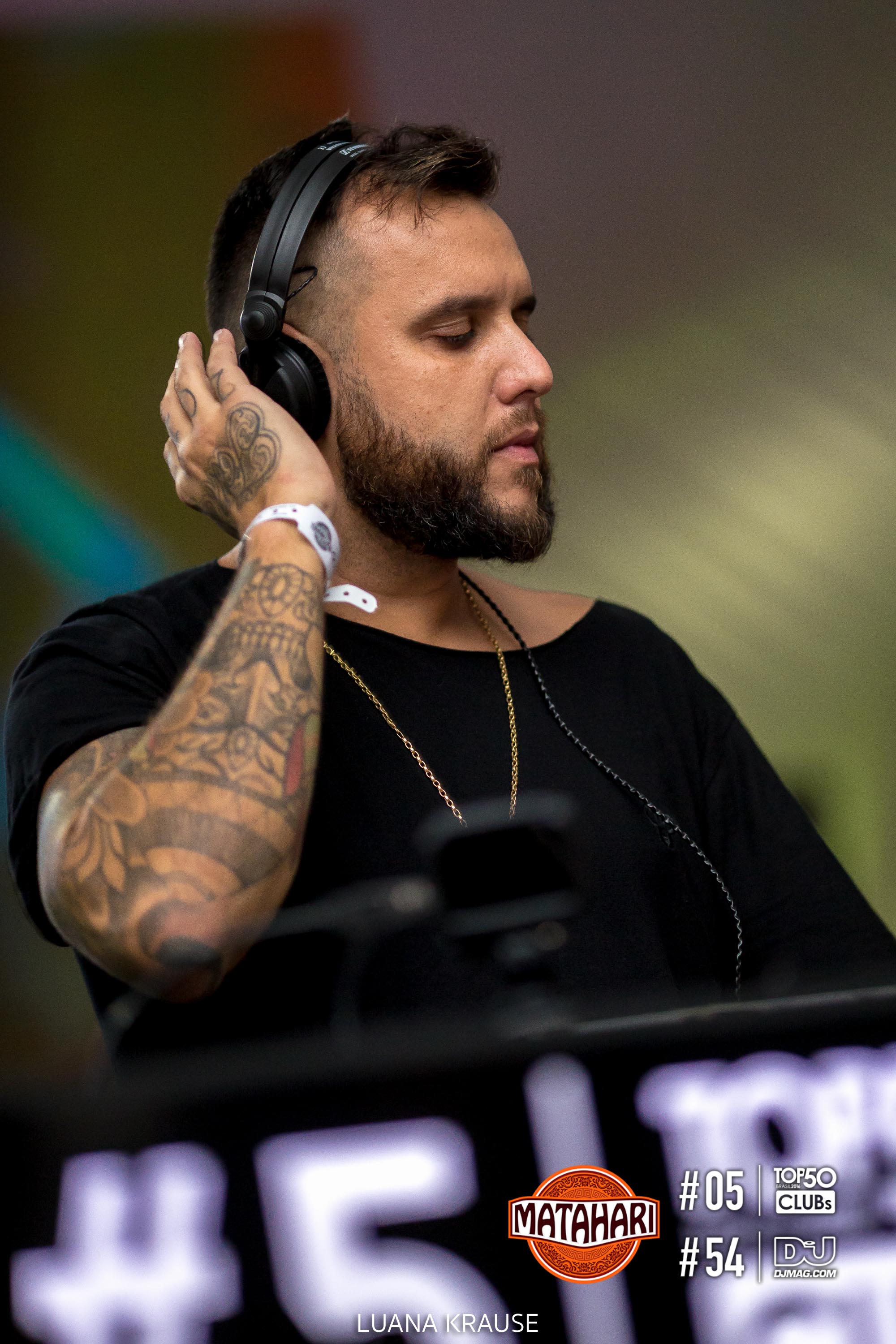 Sunset com Sharam Jey