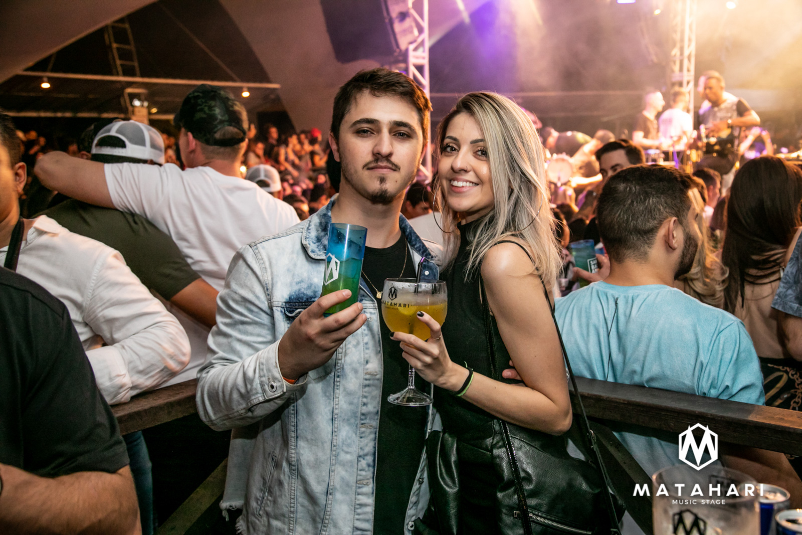 Sambacana com Turma do Pagode