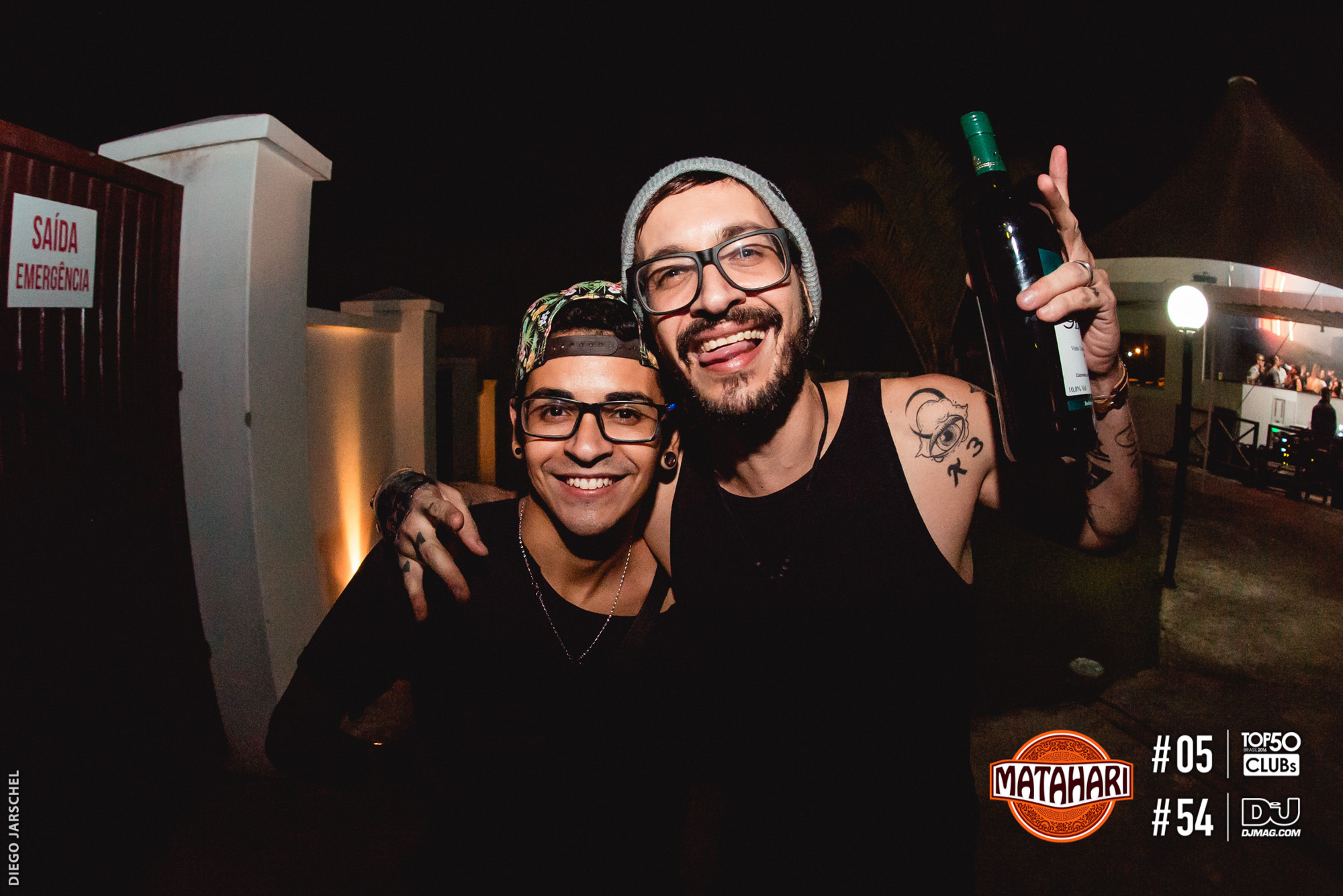 Sunset com Chapeleiro